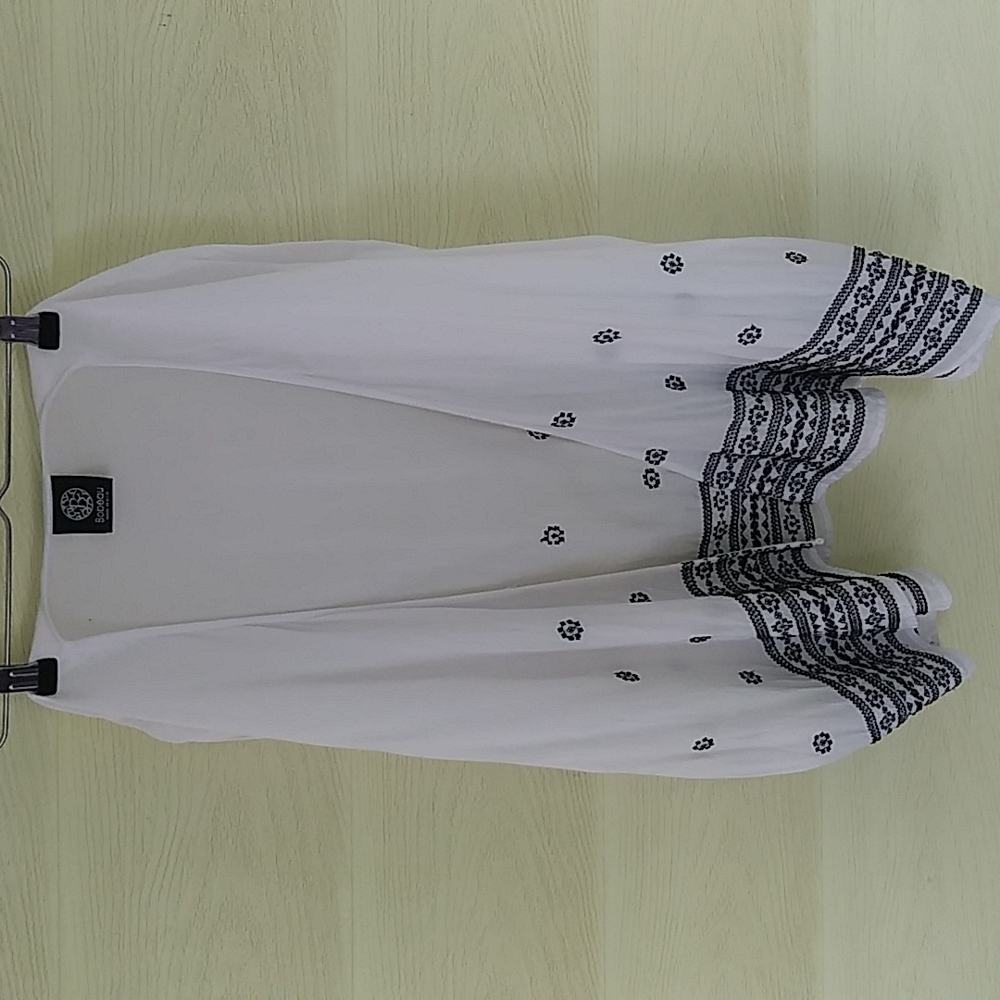 Bobeau Size Large White/Black
